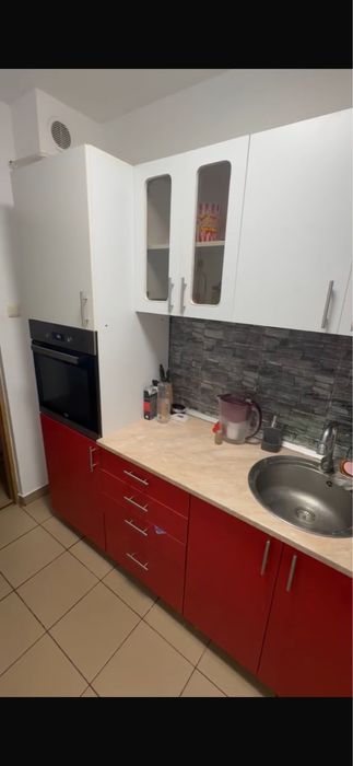 Vand urgent bucatarie completa + alt mobilier pentru casa