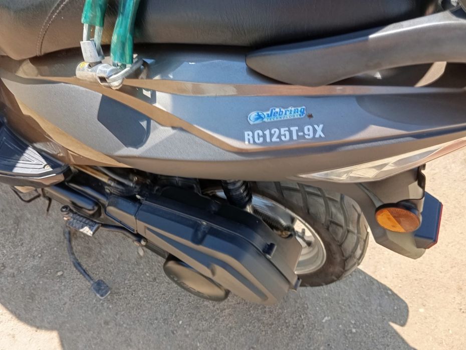 Продам скутер RACER RC125T -9X