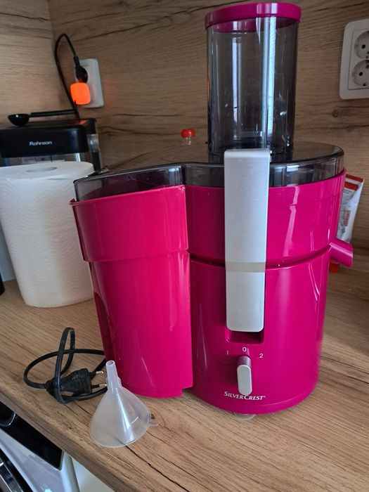 Ел. Сокоистисквачка