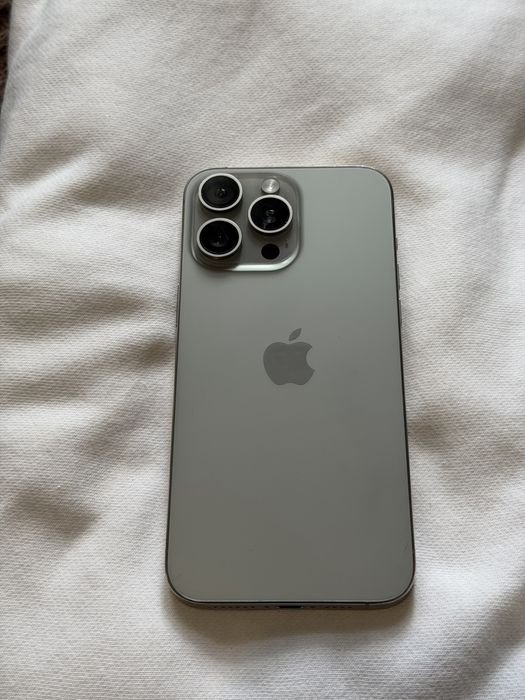 iPhone 15 про макс