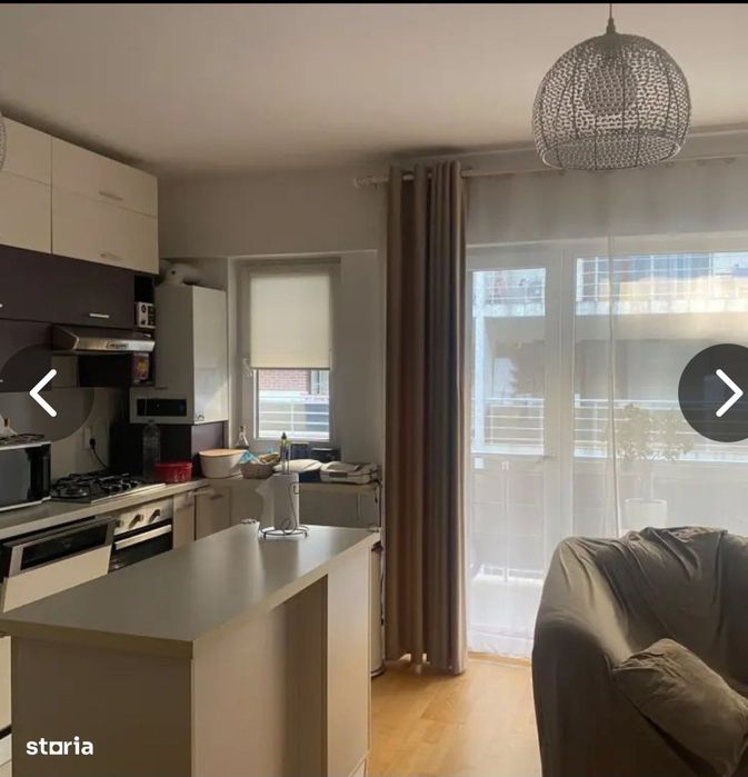 Apartament De Vânzare cu 3 Camere in Baneasa-petrom city sec.1
