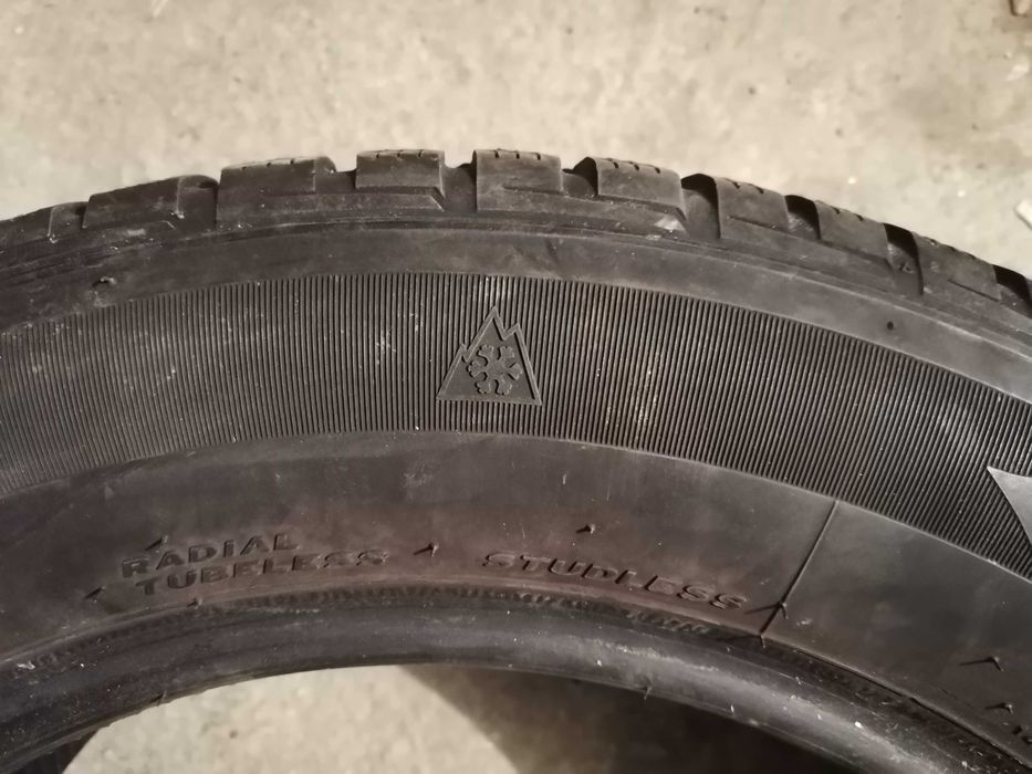 Зимни гуми 16" 205/60/16,, Hankook" DOT2020