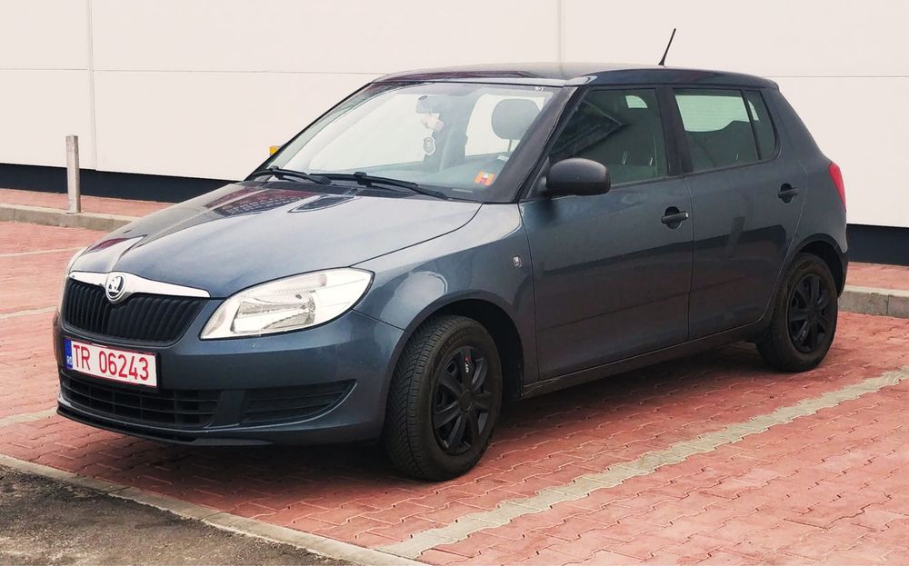 SKODA Fabia 2015 — imagine 3