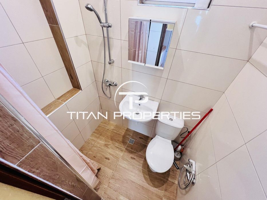 Дава се под наем Двустаен апартамент в Бургас, Център - 50 кв.м за 459 € - Снимка #7