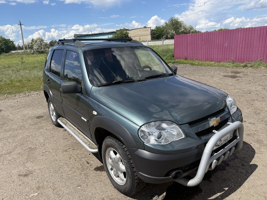 Продам машину Cevrolet Niva