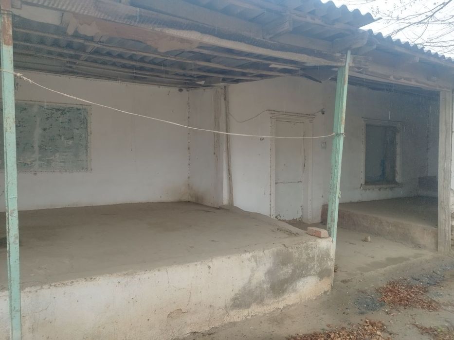 Учкизил катта кумдв 2 та уй