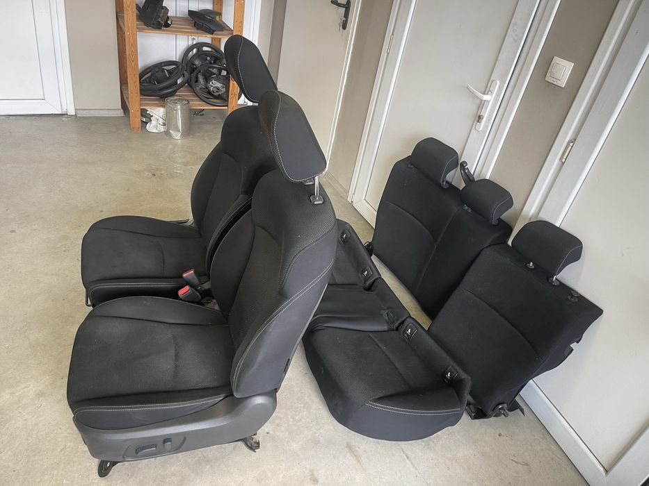 Комплект салон + кори с подгрев за Subaru XV I генерация