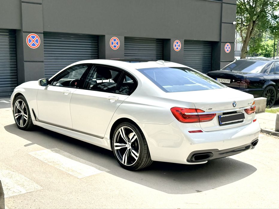 BMW 750i xDrive (G11) M Sport 450hp