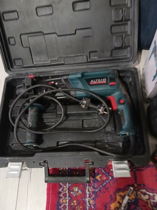 Продам перфораторы разные