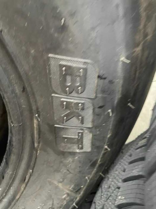 Cauciucuri 9.00-16 Bkt Noi Liniare pentru Remorca cu Garantie