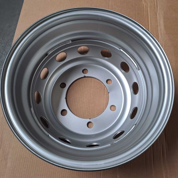 Jante noi 16 Iveco Daily 65C pe punte dubla 6x205