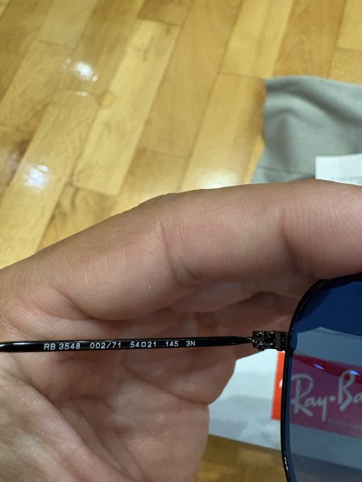 Продавам очила Ray Ban - RB3548