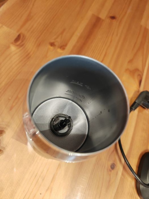 Aparat de spumat laptele