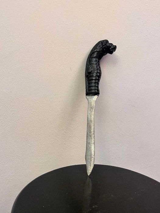 Hanger cutit baioneta decorativ maner metalic bibelou bibelouri ieftin