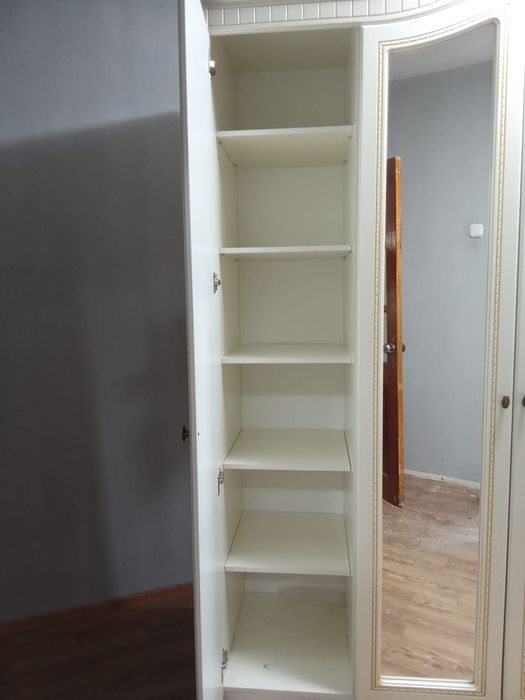 Новый шкаф сатылады