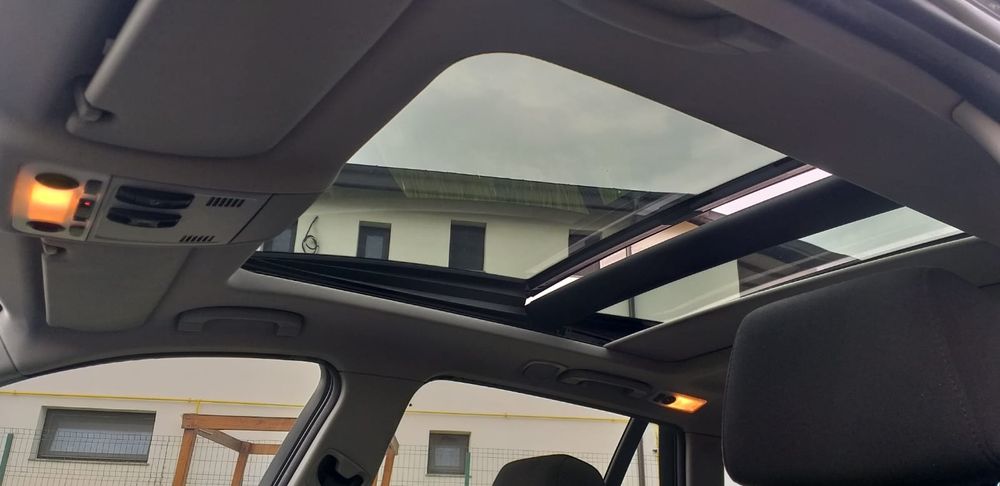 BMW Seria 3 -2011 Proprietar- Distribuție noua