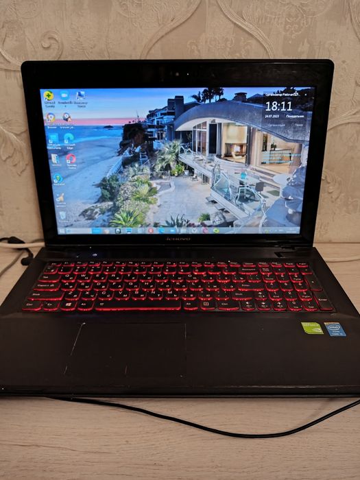 Продается ноутбук  Lenovo
