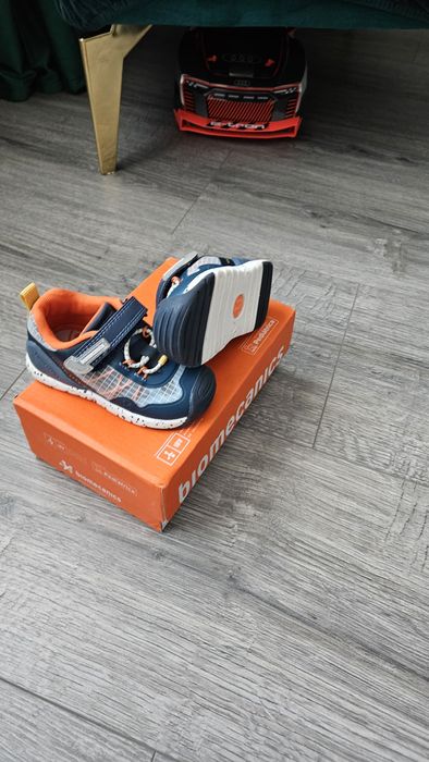 Adidași biomecanics nr 21