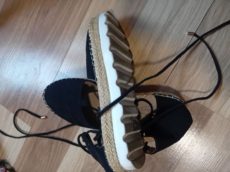 Дамски летни обувки