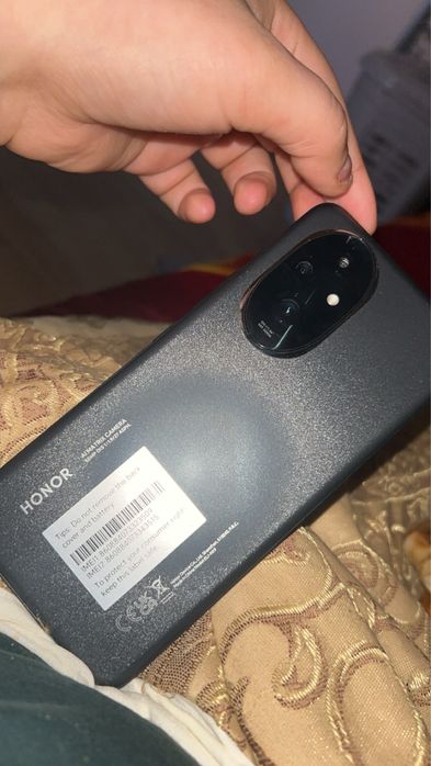 Vand honor 200 , 518 gb