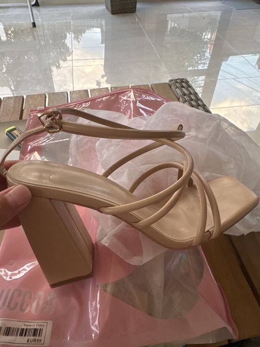 Дамски елегантни сандали 39 номер