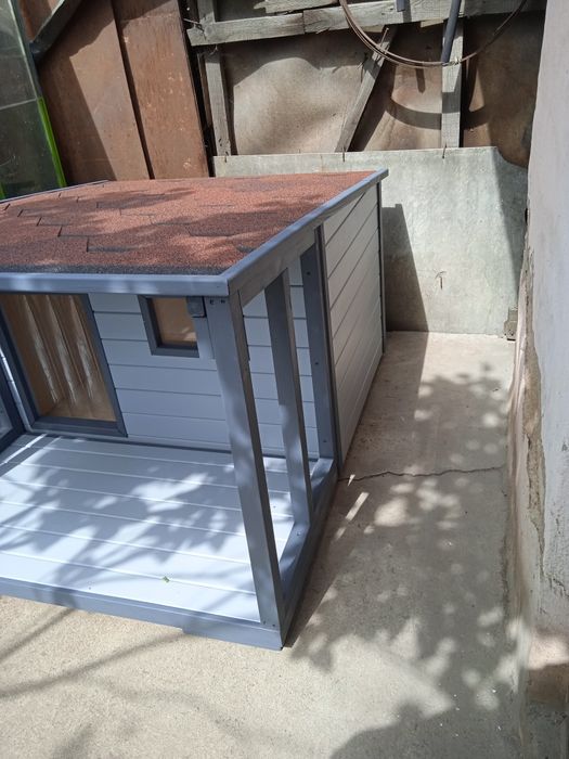 Утеплённая будка для собаки