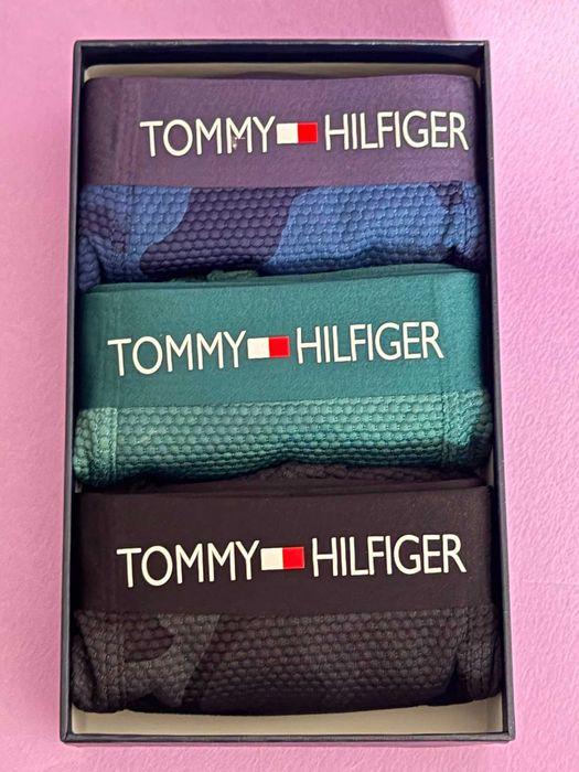 Boxeri Tommy Hilfiger multicolor marimea Xl 20%reducere