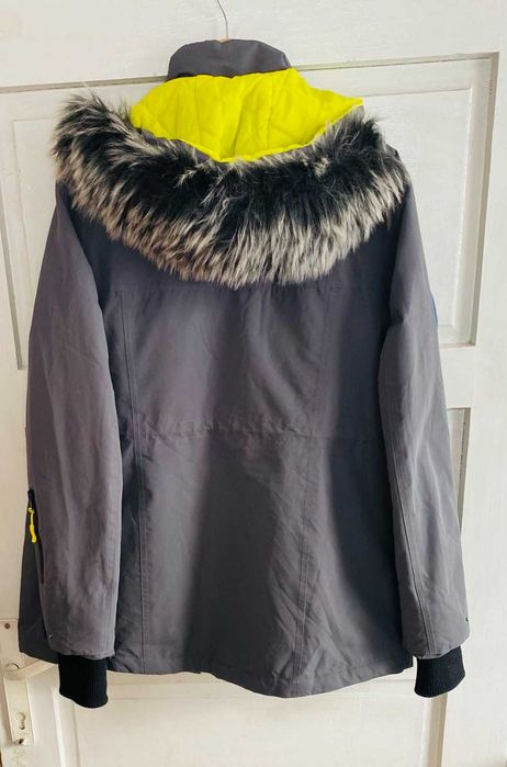 Голямо намаление на Дамски дрехи M-L, XL, всяко е с цена