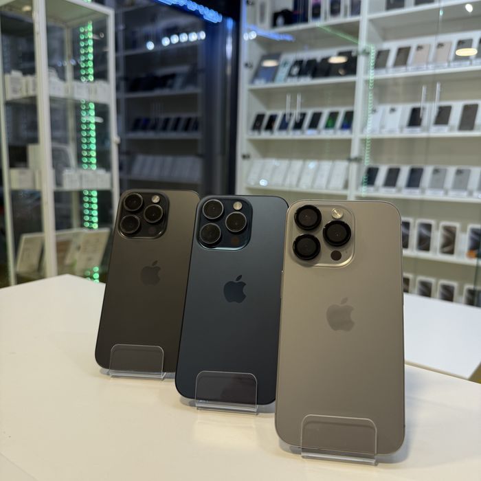 iPhone 15 Pro(Black/Natural/Blue)-128GB, Garantie 1 An