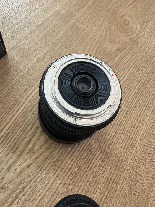 Обектив Samyang fisheye 8mm T 3.8