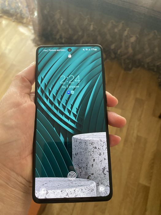 Продам телефон Samsung A71