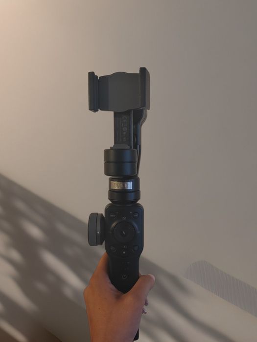 Стабилизатор за телефон Zhiyun Smooth 4