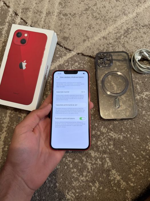Vand iPhone 13 red impecabil fullbox