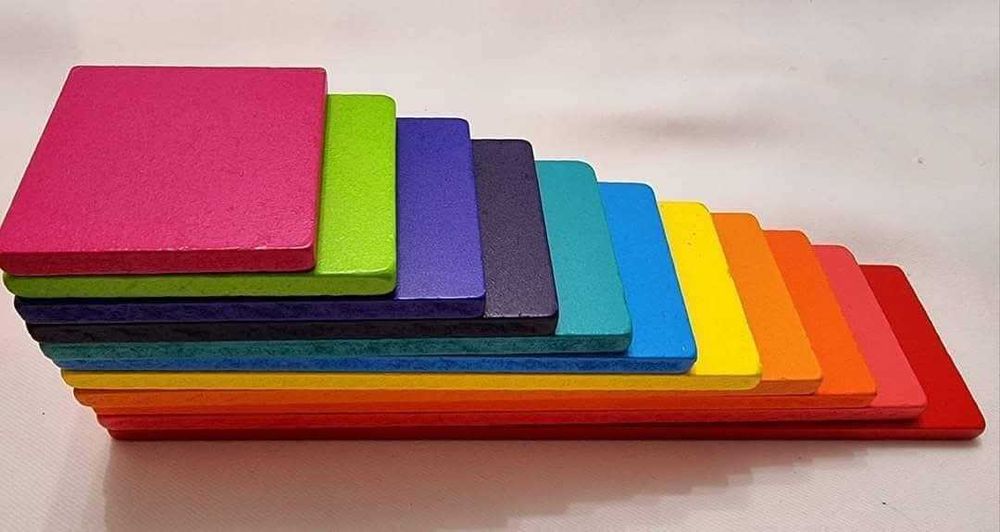 Set educativ din lemn Montessori Curcubeu din lemn 4 în 1, stare foarte bună