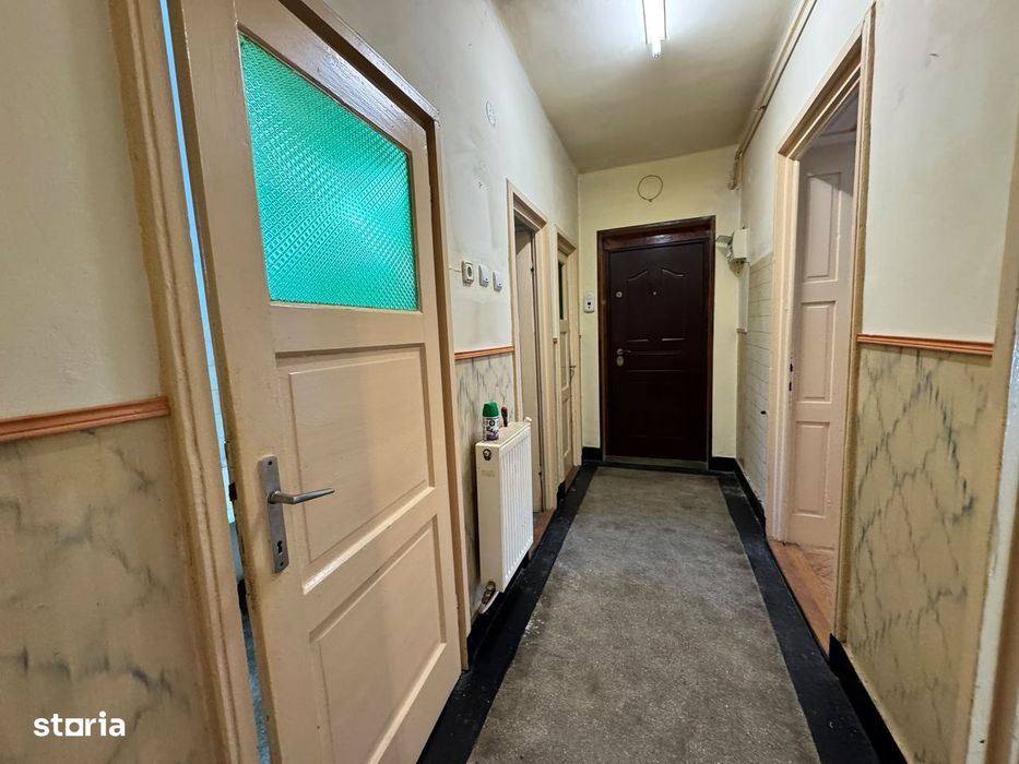 Apartament cu doua camere,  lângă restaurantul "Rodica "