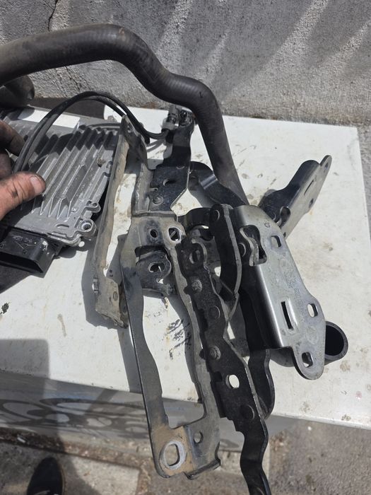 Панти за преден капак на Mercedes w218