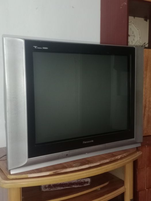 Продам телевизор