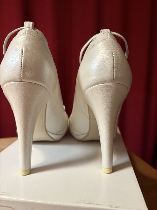 Pantofi alb sidef Veronesse mas 35