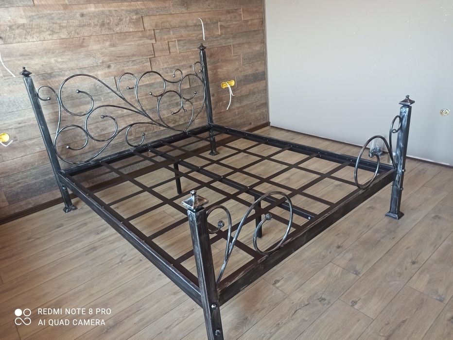 Спални ковано желязо