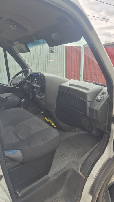 Iveco daily 35C11 cu lift hidraulic