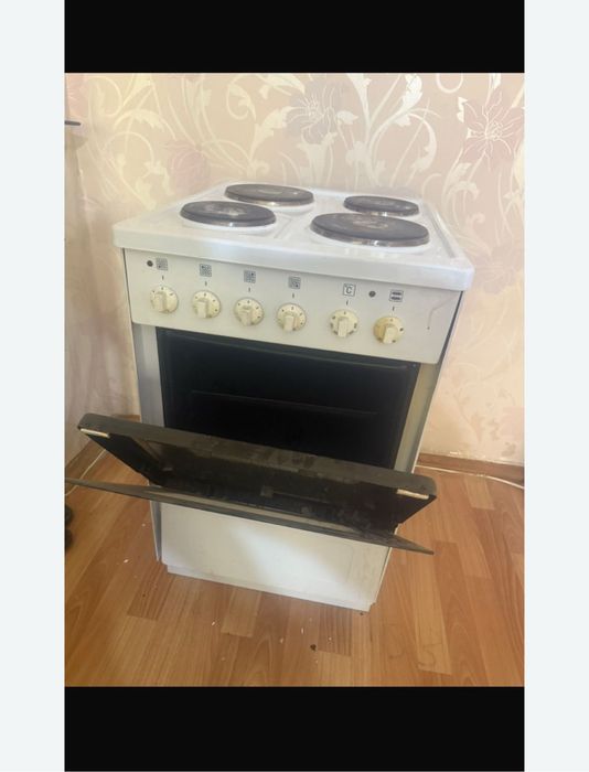 Плита работает 2 комфорка