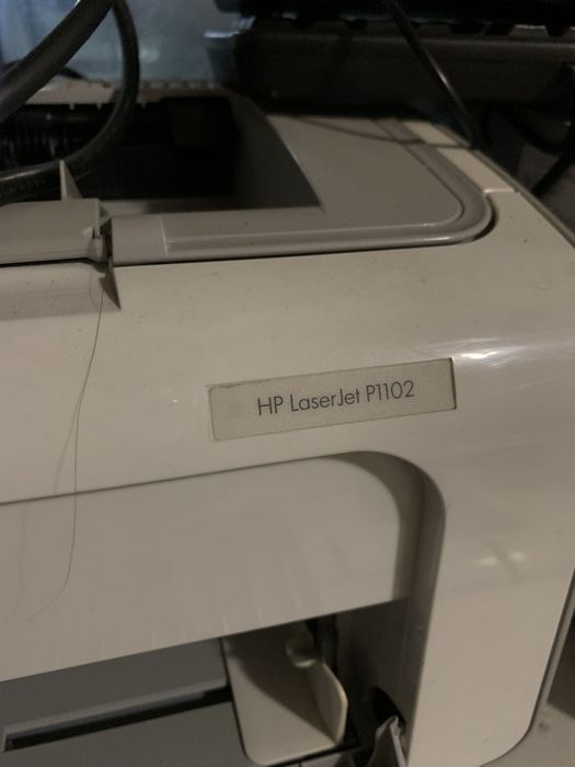 продается принтер HP LaserJet P1102