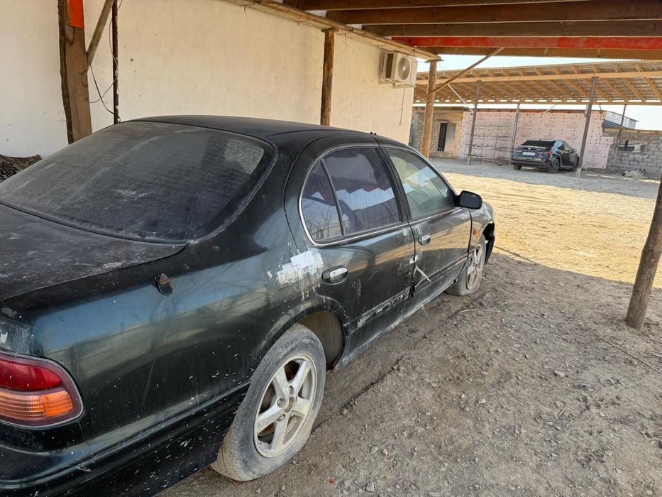 Продам машину Ниссан Максима