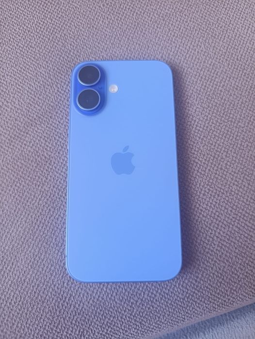 Продается Apple iPhone 16