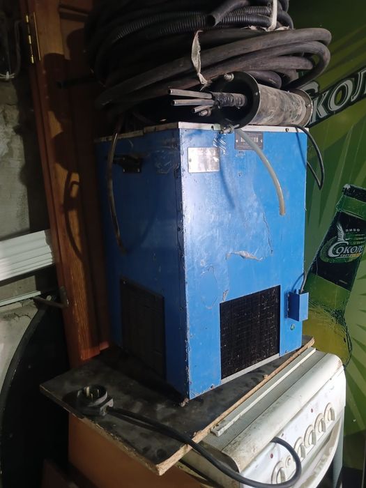 Пивной аппарат. .