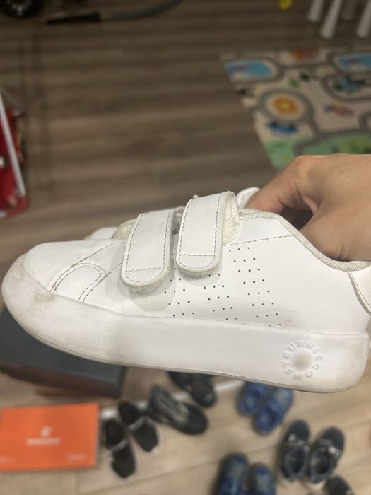 Детские кроссовки adidas