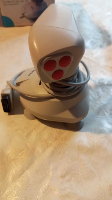 Ретро джойстик за компютър