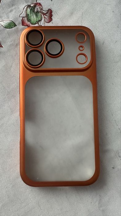 Продам новый чехол на 17 про