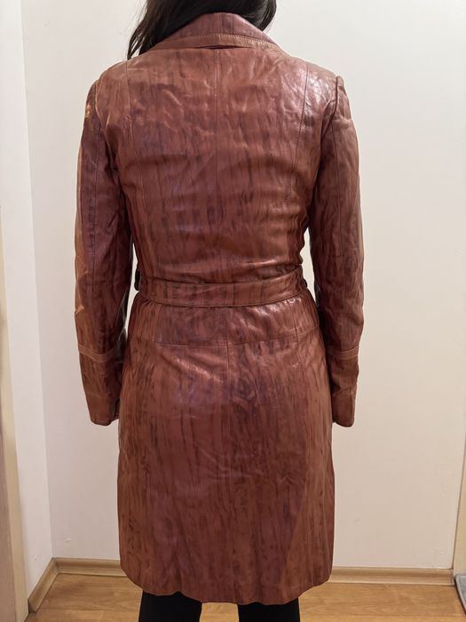 Кожено манто,  естествена кожа, пепел от рози