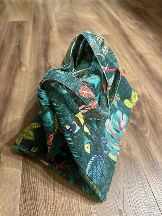 Плажна чанта на марката Indiska